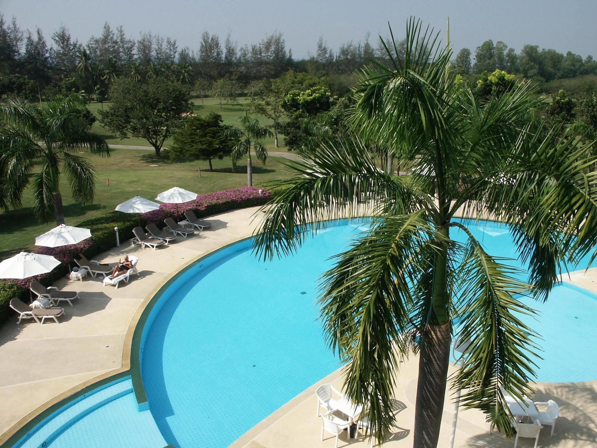 The Royal Chiang Mai Golf Resort Ban Mai  Exterior photo